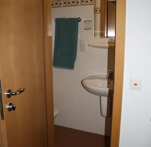 게스트하우스 Weingut Goeres 브리에델