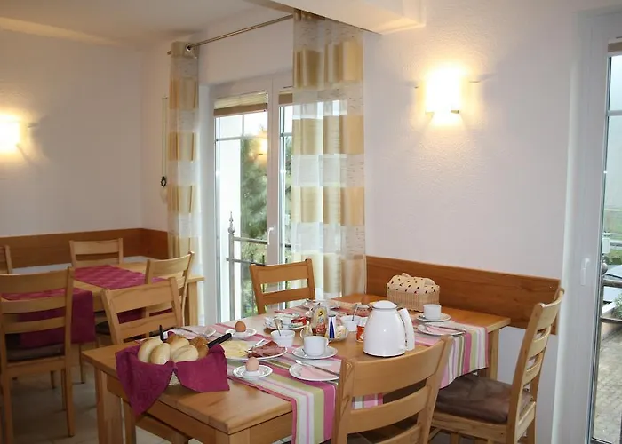 Casa de hóspedes Weingut Goeres 3*