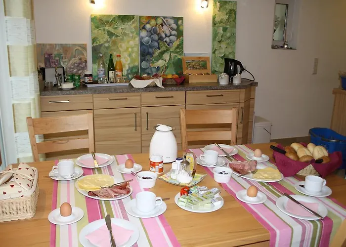 게스트하우스 Weingut Goeres 브리에델