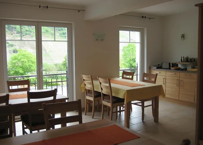 게스트하우스 Weingut Goeres 브리에델