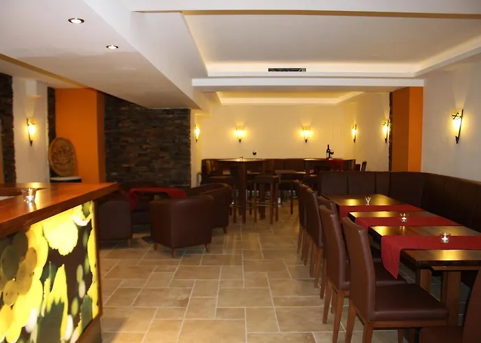 Weingut Goeres 브리에델